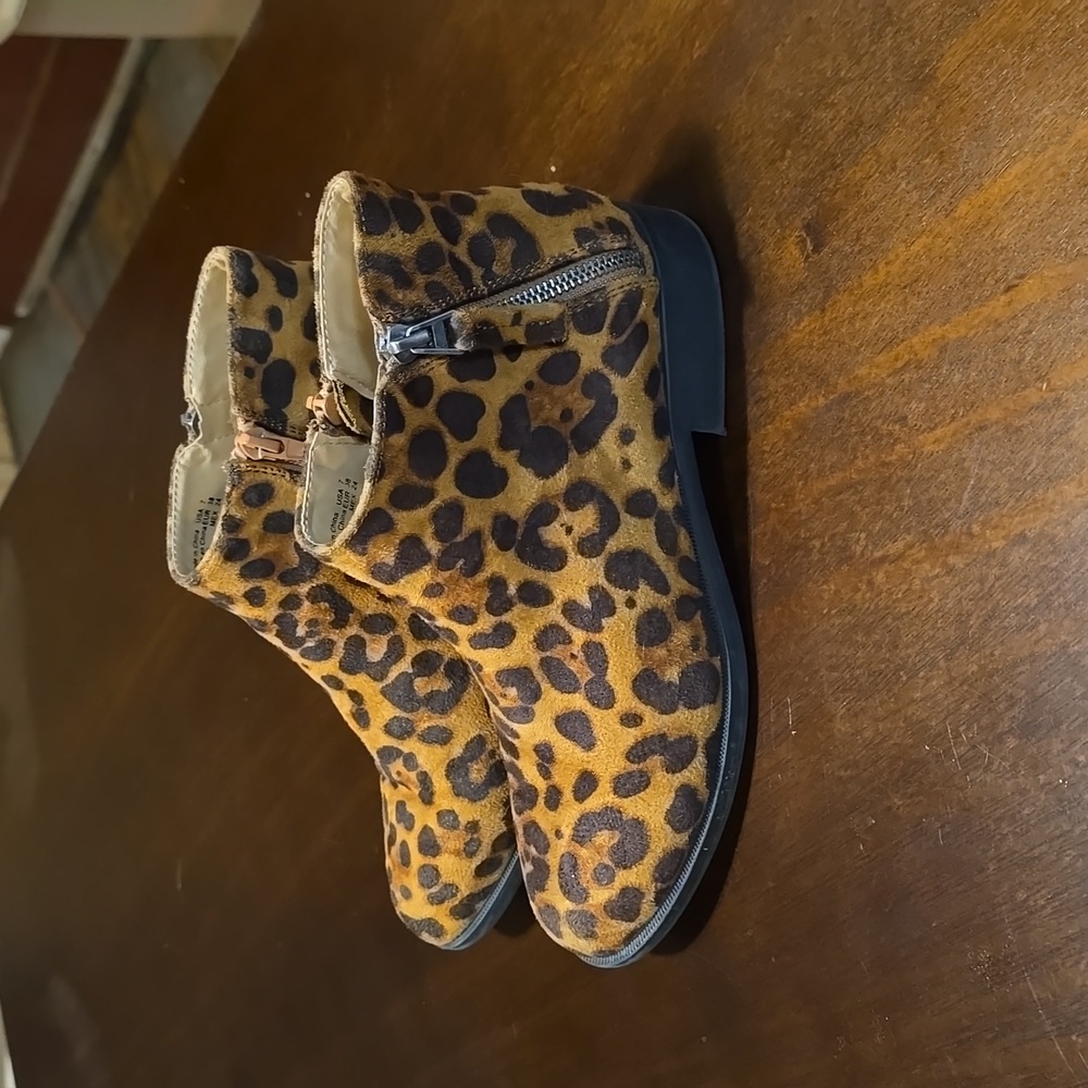 Leopard print booties Time and Tru Size 7